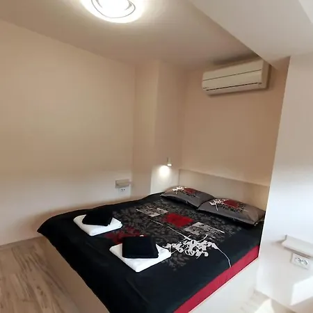 Bright Apartment *